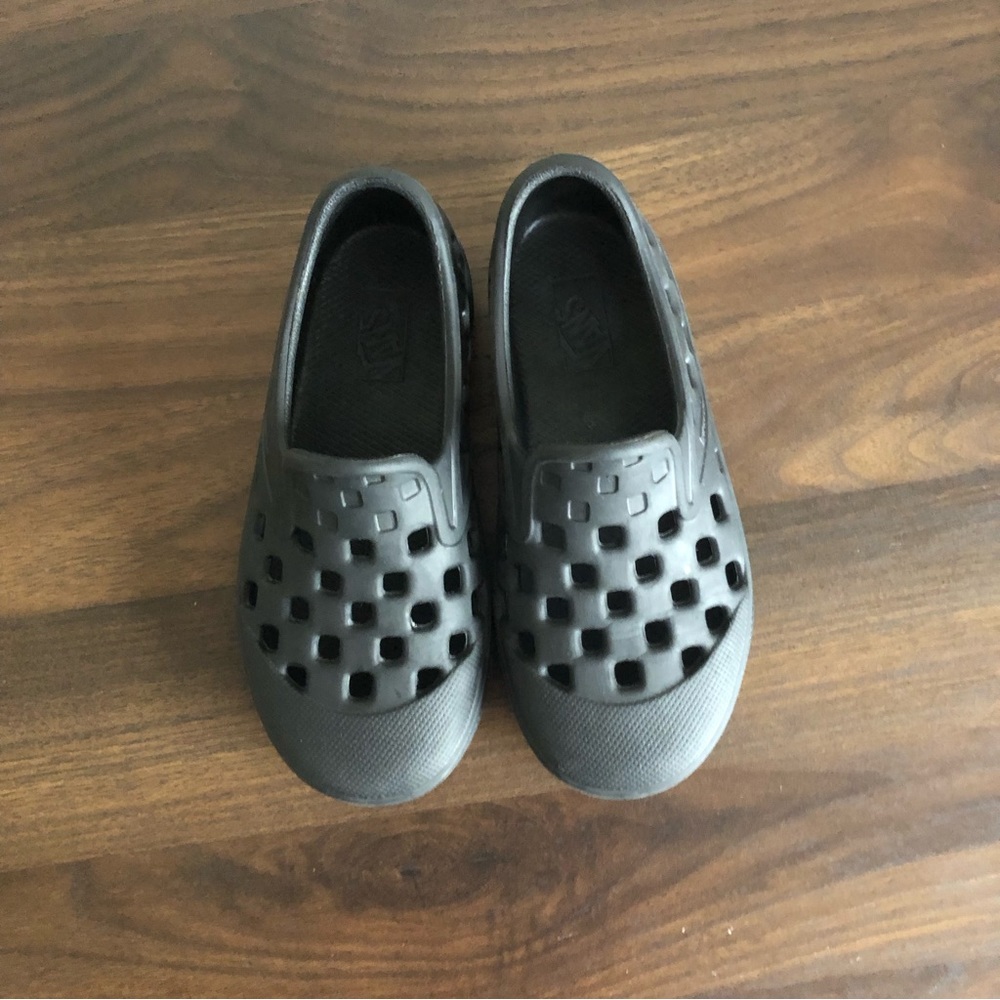 Toddler 9 vans